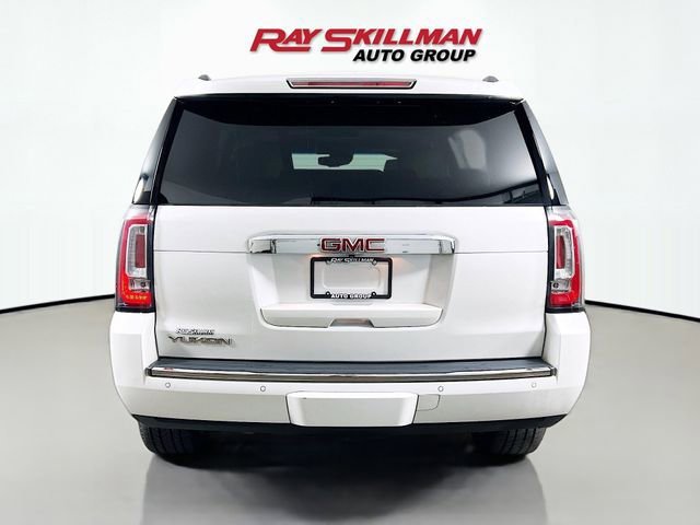 Used 2017 White Frost Tricoat GMC Denali image 6