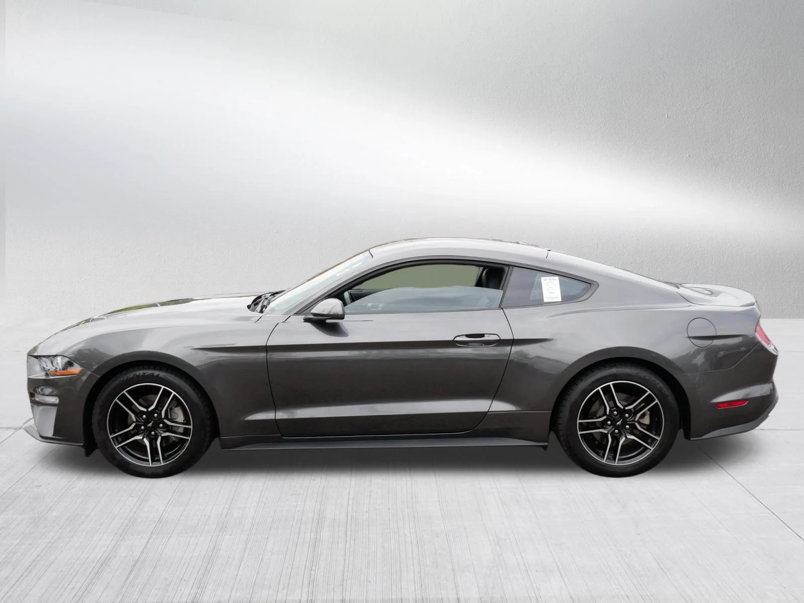 Used 2018 Magnetic Metallic Ford EcoBoost Premium image 4