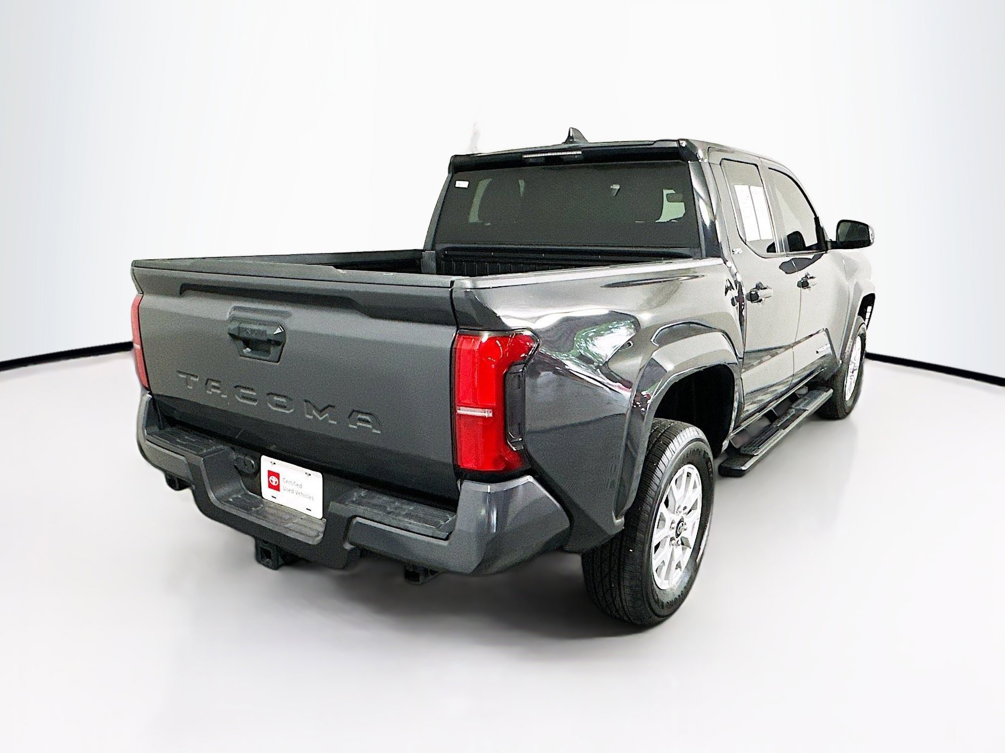 2025 Toyota Tacoma thumbnail 5