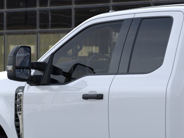 New 2025 Oxford White Ford XL image 47