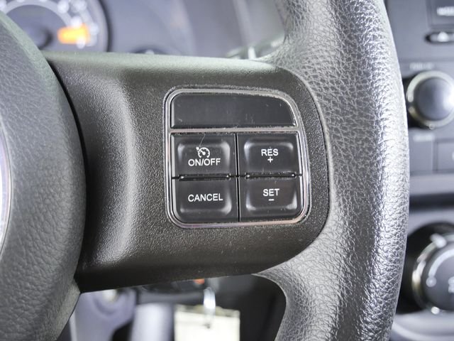 Used 2015 Gray Jeep Altitude image 24