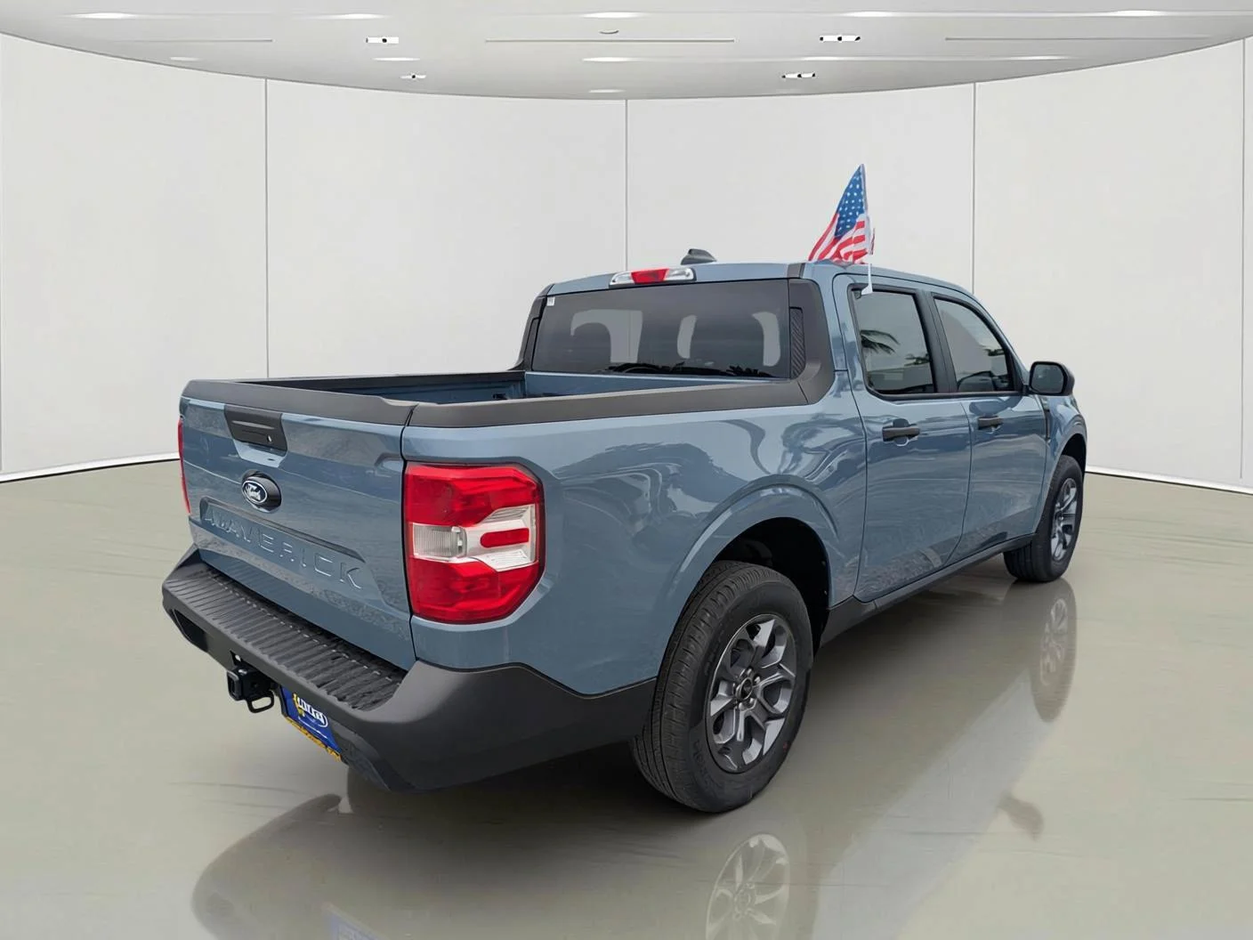 New 2026 Azure Gray Metallic Tri-Coat Ford XLT image 6