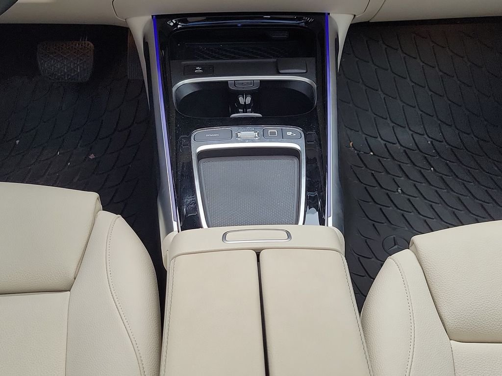 Certified Used 2026 Silver Mercedes-Benz GLB 250 image 17