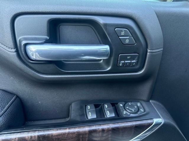 Used 2019 White GMC Denali image 11