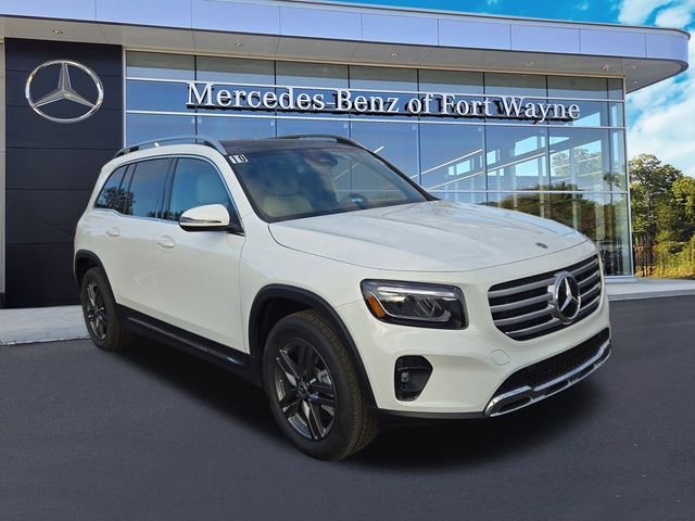 2026 Mercedes-Benz GLB GLB 250 4MATIC's photo