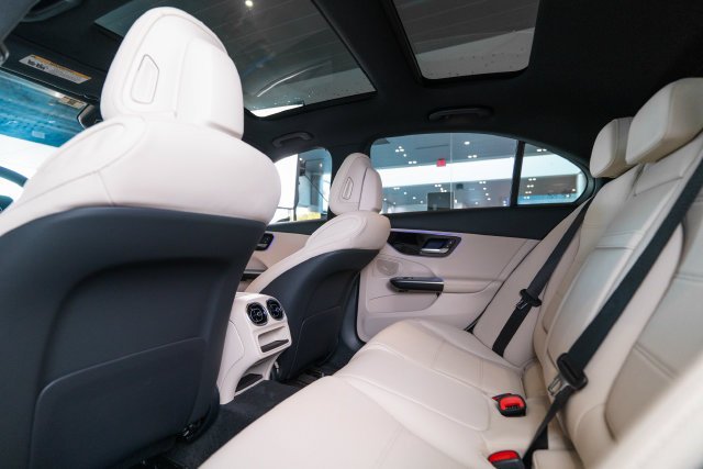 New 2026 Polar White Mercedes-Benz C 300 image 46
