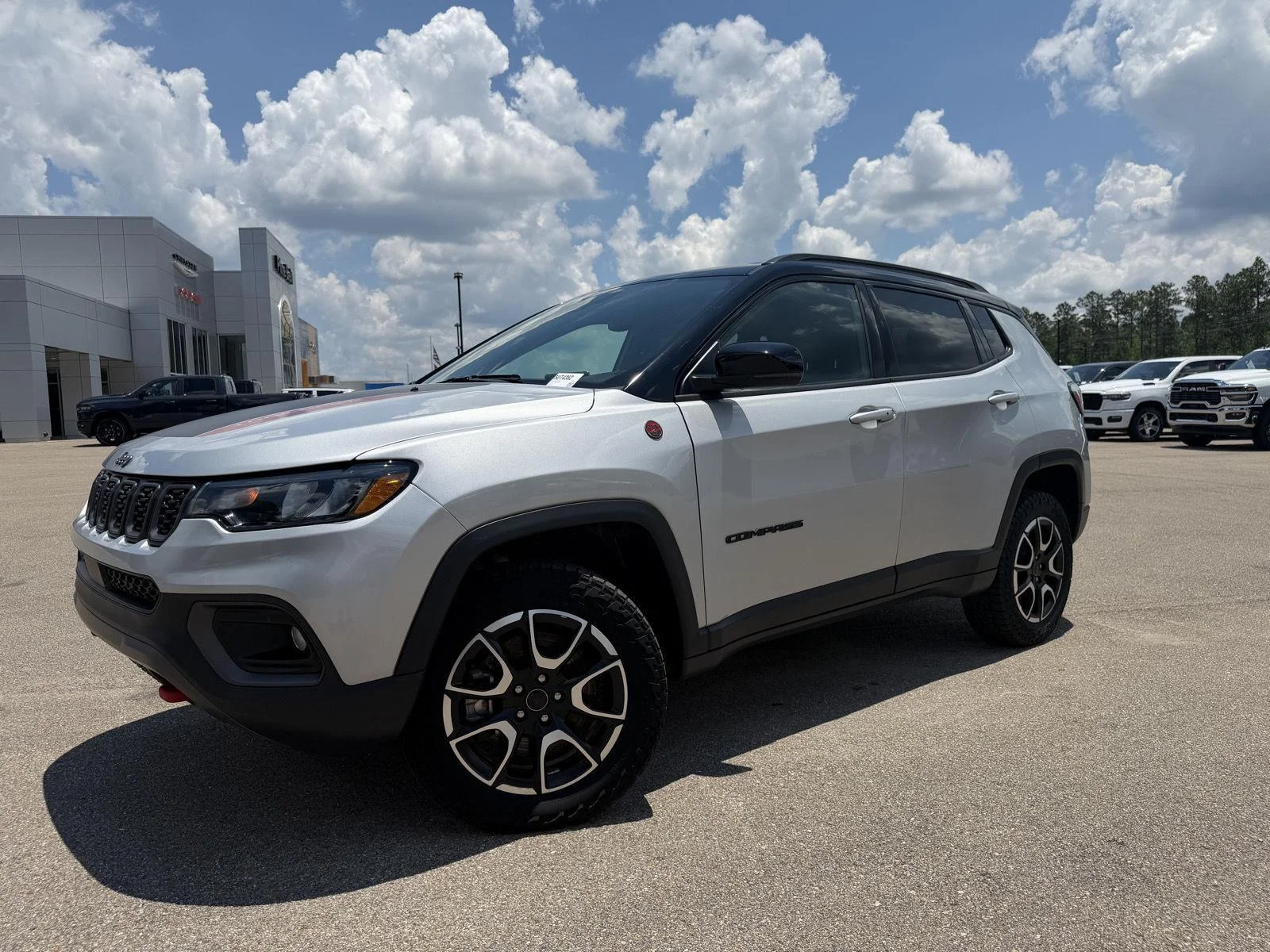 2025 Jeep Compass Trailhawk 4X4's photo