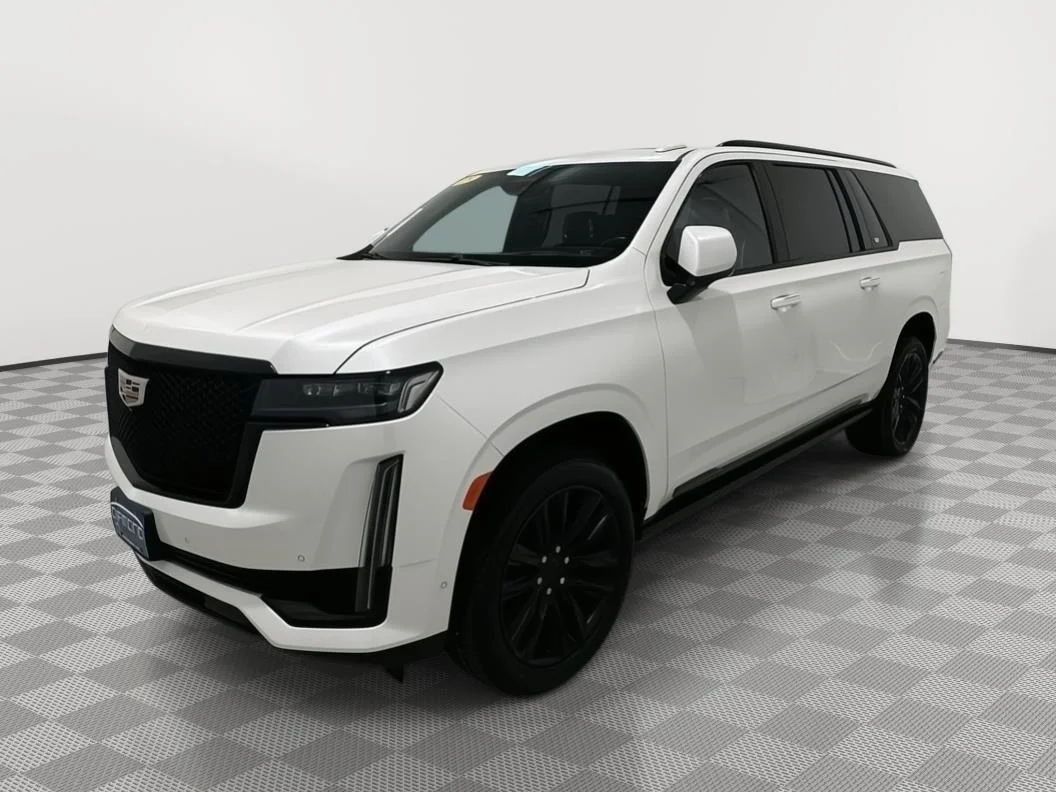 Used 2023 Crystal White Tricoat Cadillac Sport Platinum image 8