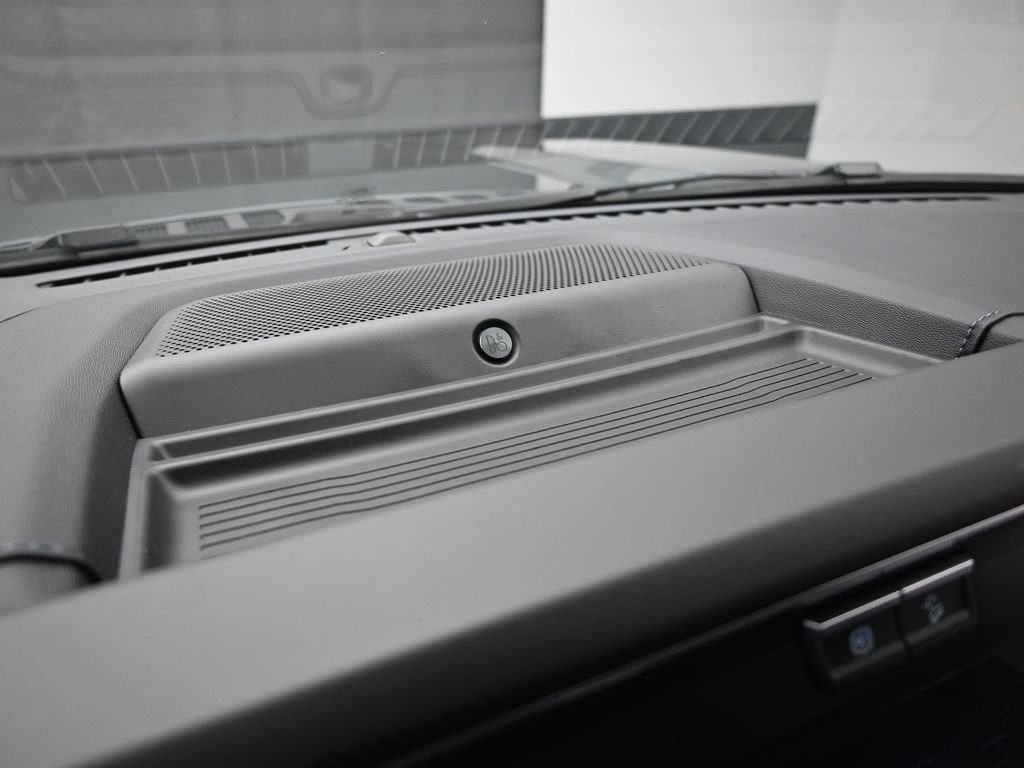 New 2026 Carbonized Gray Metallic Ford Platinum image 20