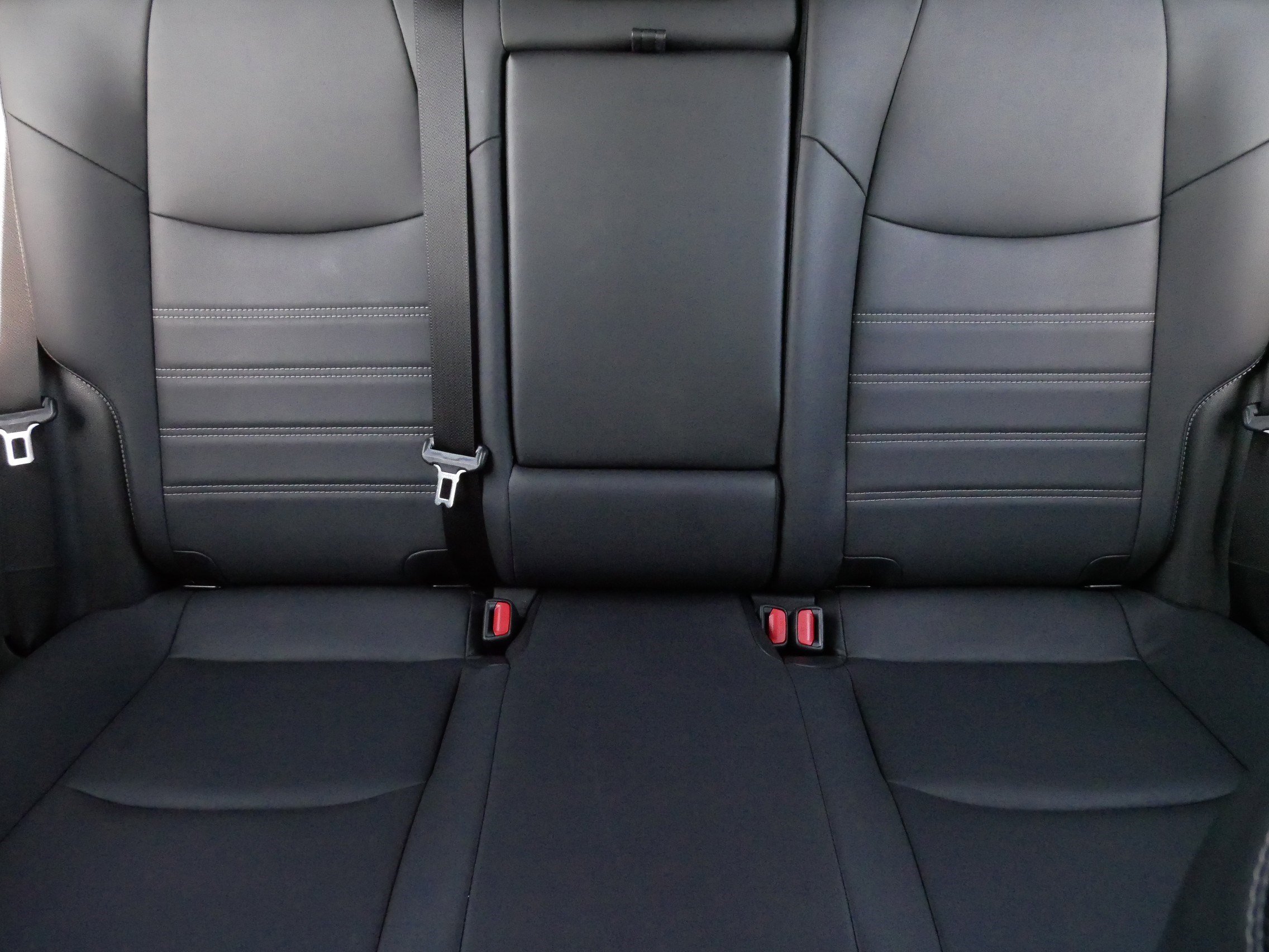 2022 Toyota RAV4 XLE Premium - Photo 13