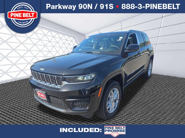 2026 Jeep Grand Cherokee Laredo