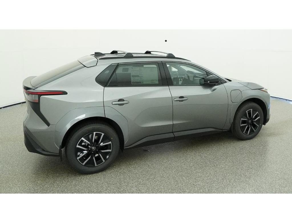 New 2026 Heavy Metal Toyota XLE image 10