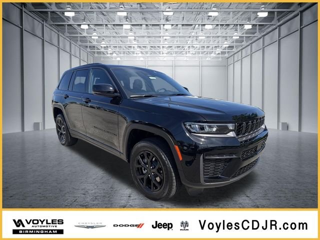 New 2026 Black Jeep Altitude image 1