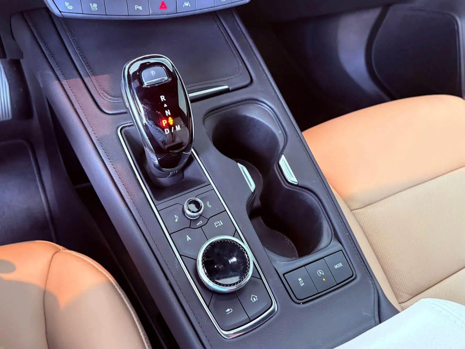 2024 Cadillac XT4 Luxury - Photo 21