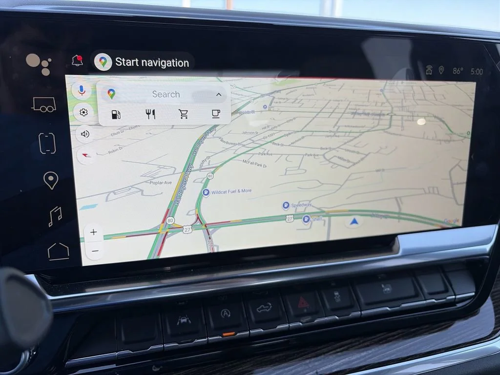 New 2026 Summit White GMC SLE image 24