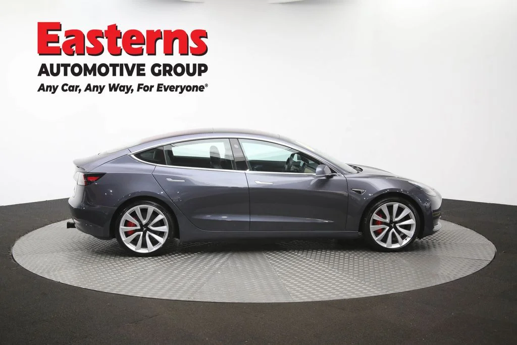 Used 2018 Gray Tesla Long Range image 40