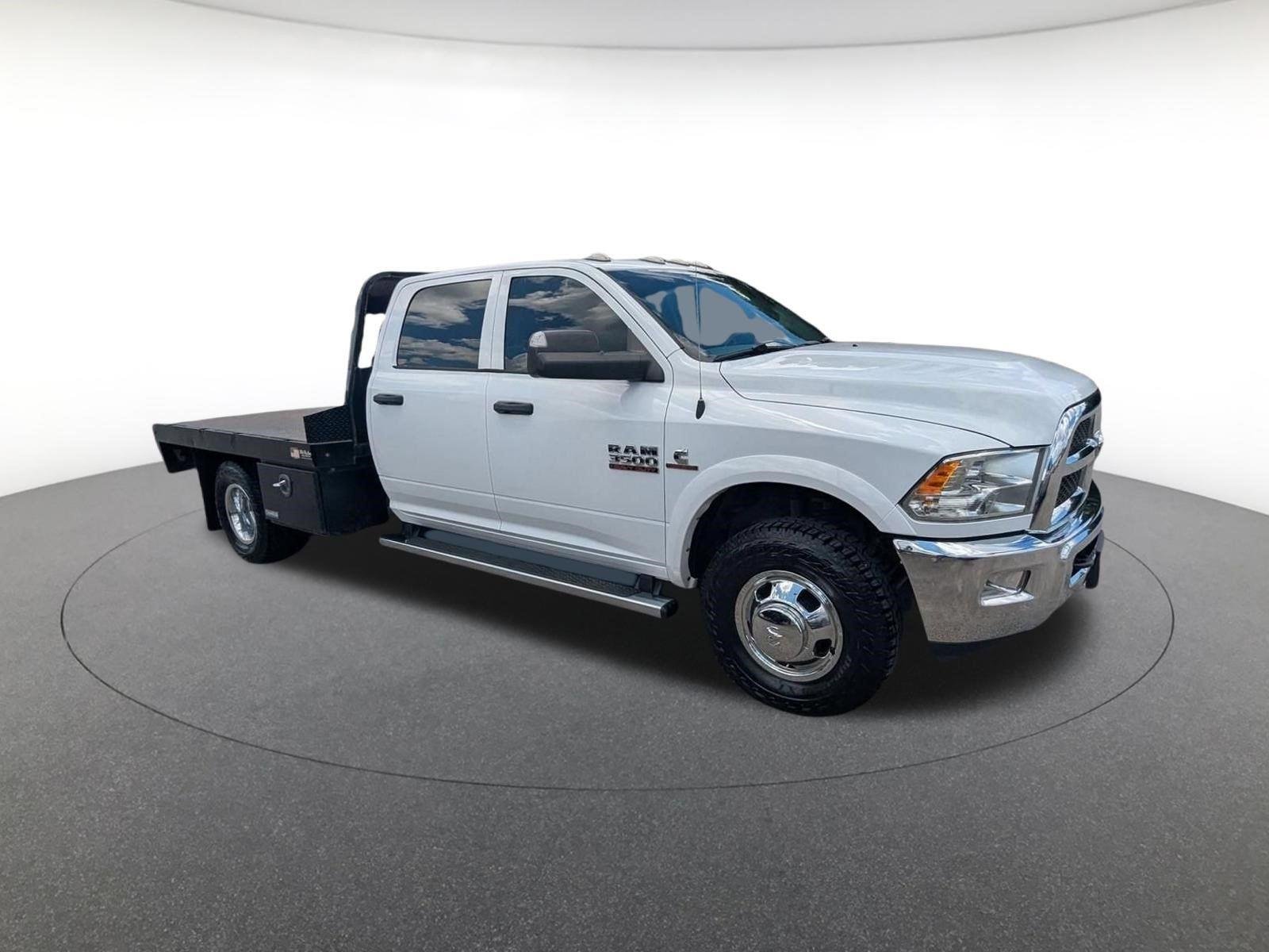 Used 2018 Bright White Clearcoat Ram Tradesman image 3
