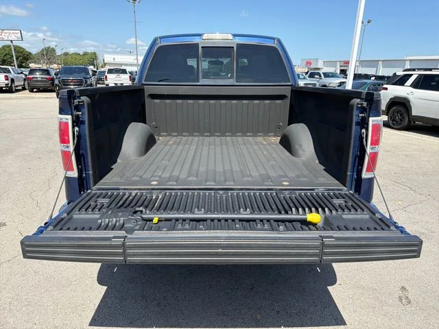 Used 2011 Blue Ford Lariat image 29