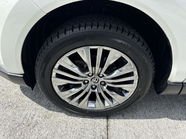 2021 Toyota Venza XLE - Photo 10