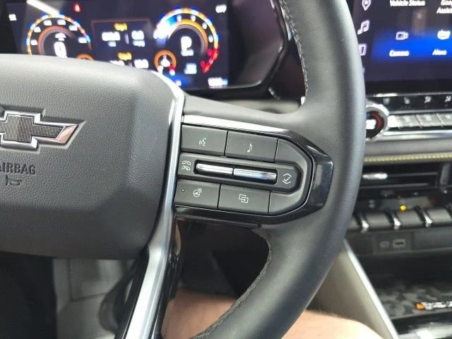 2023 Chevrolet Colorado ZR2 - Photo 18