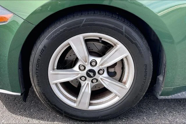 Used 2023 Green Ford EcoBoost image 8