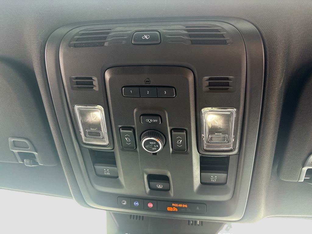 Used 2022 Steel Metallic Cadillac Sport image 36