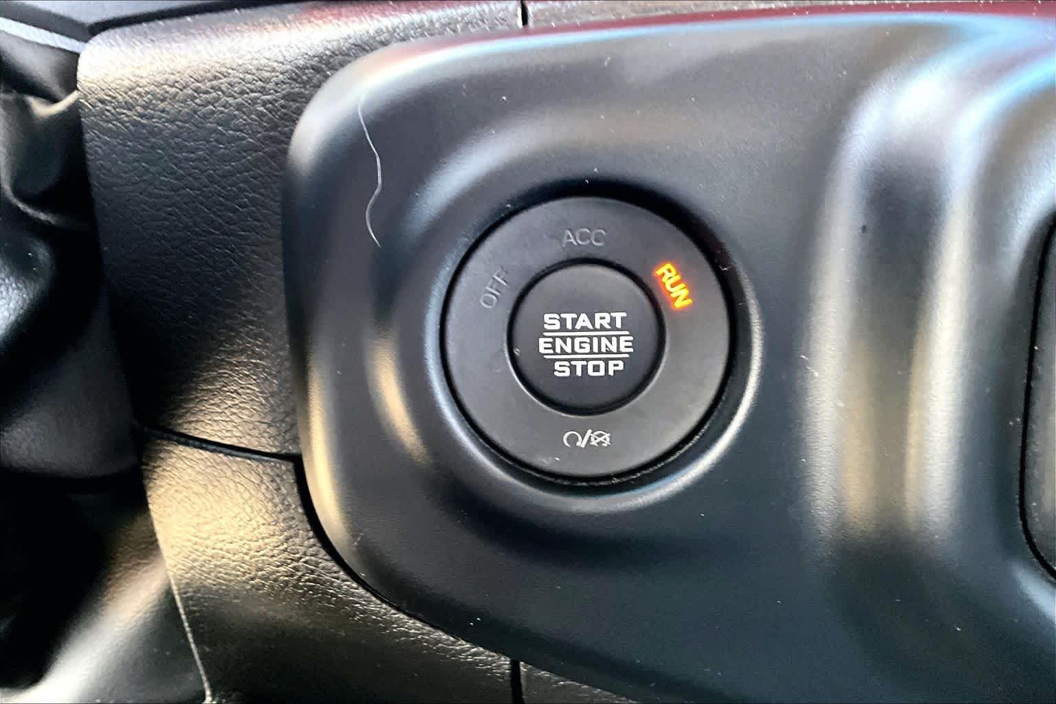 Used 2023 Bright White Clearcoat Jeep Rubicon image 35