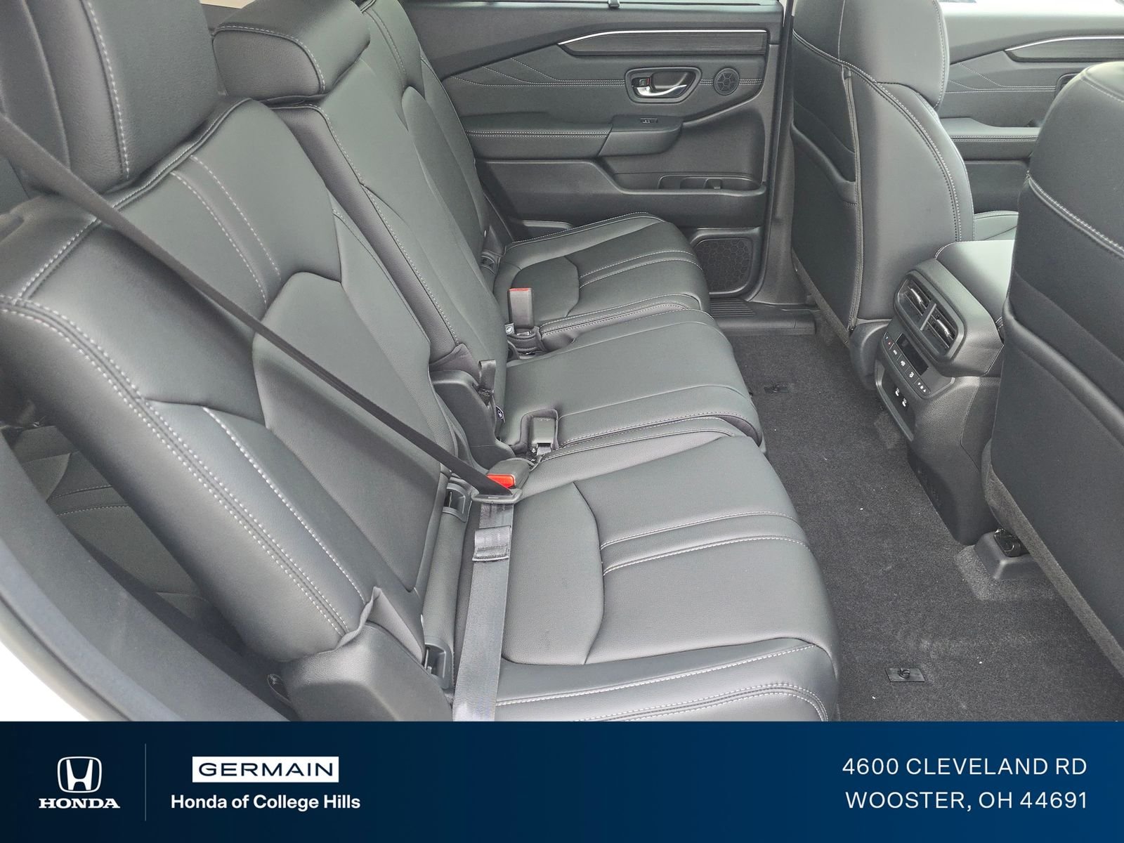 2026 Honda Pilot Touring - Photo 25