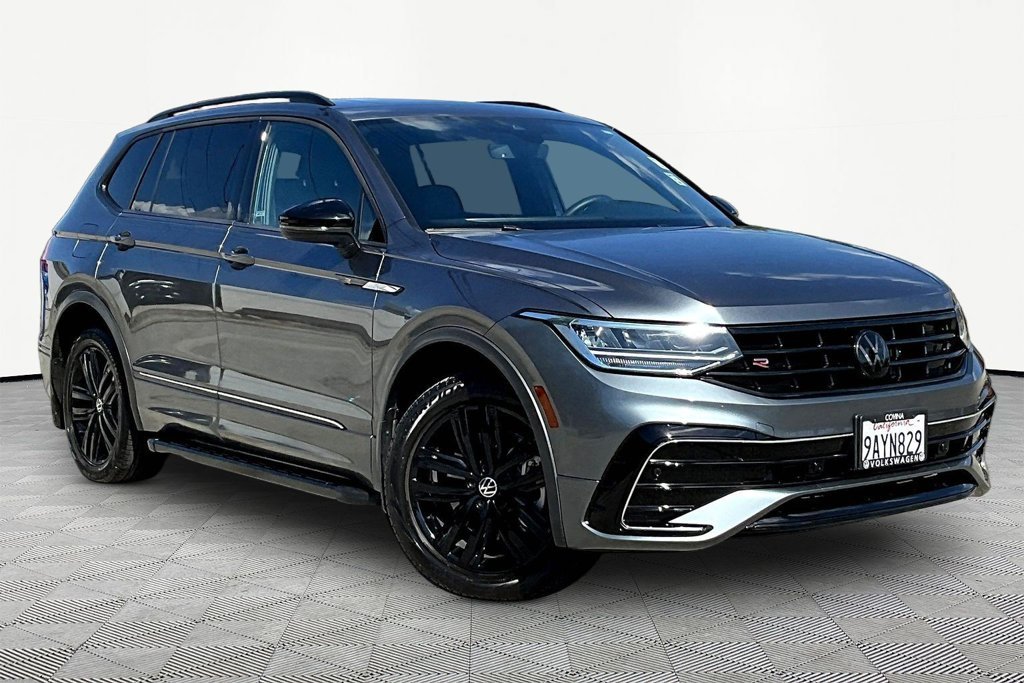 2022 Volkswagen Tiguan SE R-LINE BLACK