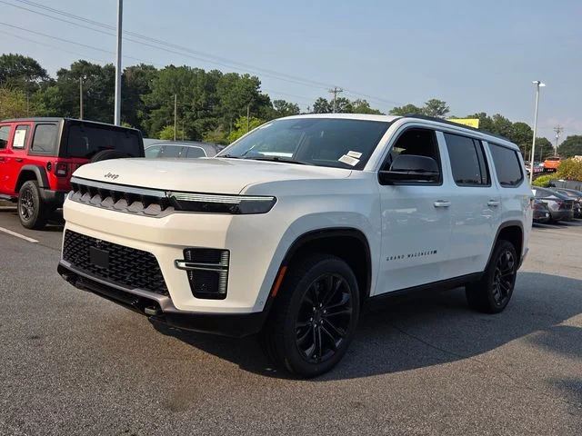 New 2026 Bright White Clear-Coat Exterior Paint Jeep Summit Reserve image 3