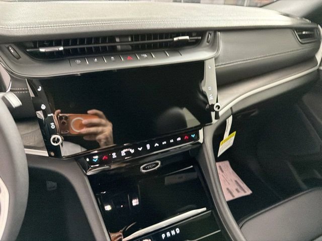 New 2026 White Jeep Limited image 21
