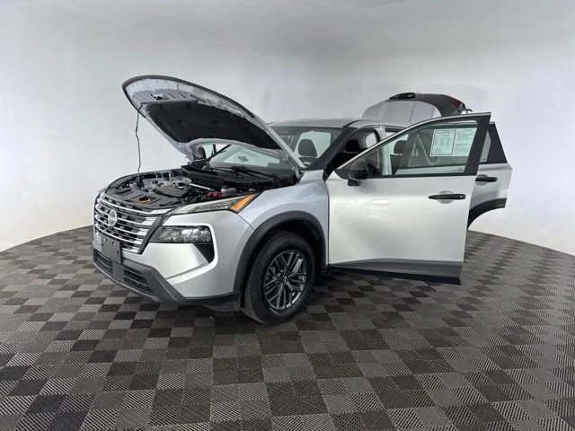 Certified Used 2024 Silver Nissan S image 10