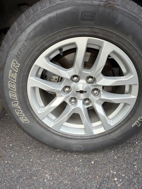 Used 2021 Summit White Chevrolet RST image 7