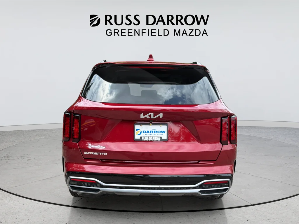 Used 2023 Red Kia S image 5