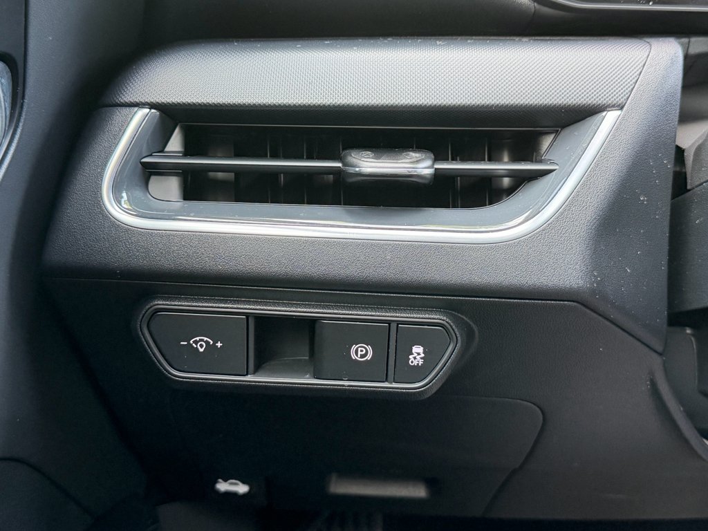 Used 2025 Morning Haze Kia EX image 20