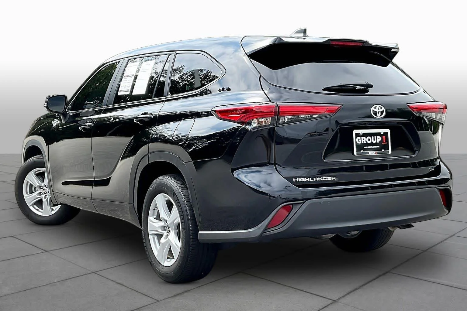 Used 2023 Midnight Black Metallic Toyota LE image 12