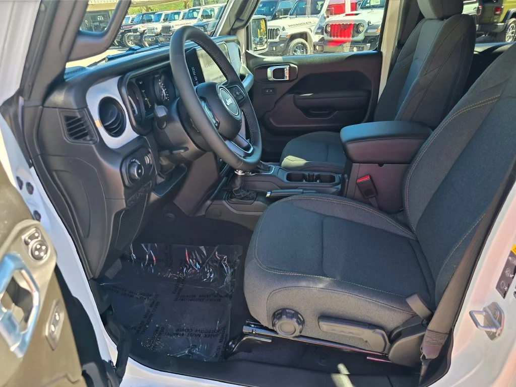 New 2027 White/off-white Jeep Sport S image 4