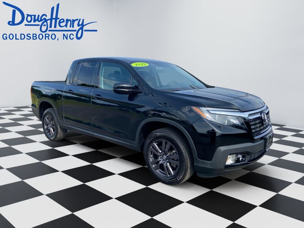 Used 2019  Honda Sport image 7