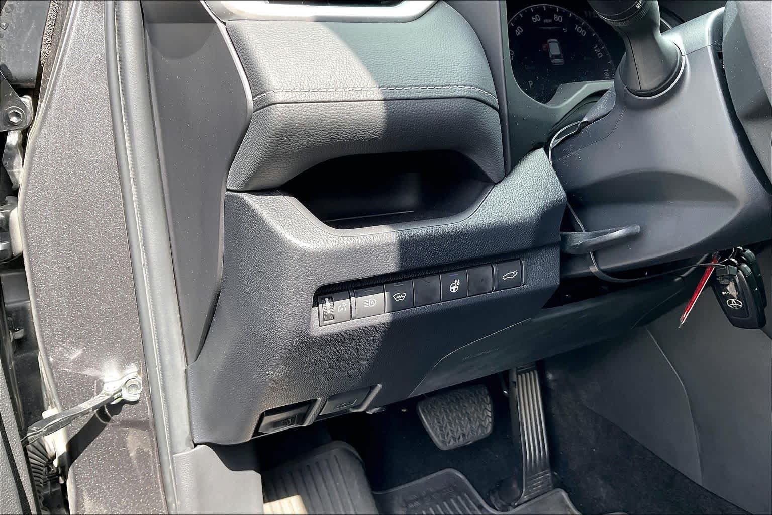 Used 2024 Magnetic Gray Metallic Toyota XLE Premium image 33