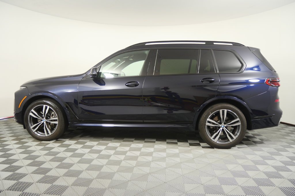 Certified Used 2024 Carbon Black Metallic BMW xDrive40i image 7
