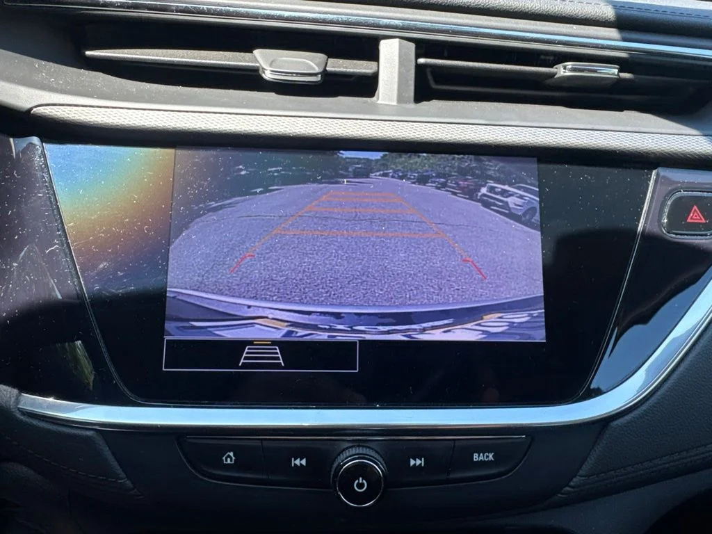 Used 2022 Blue Buick Select image 18