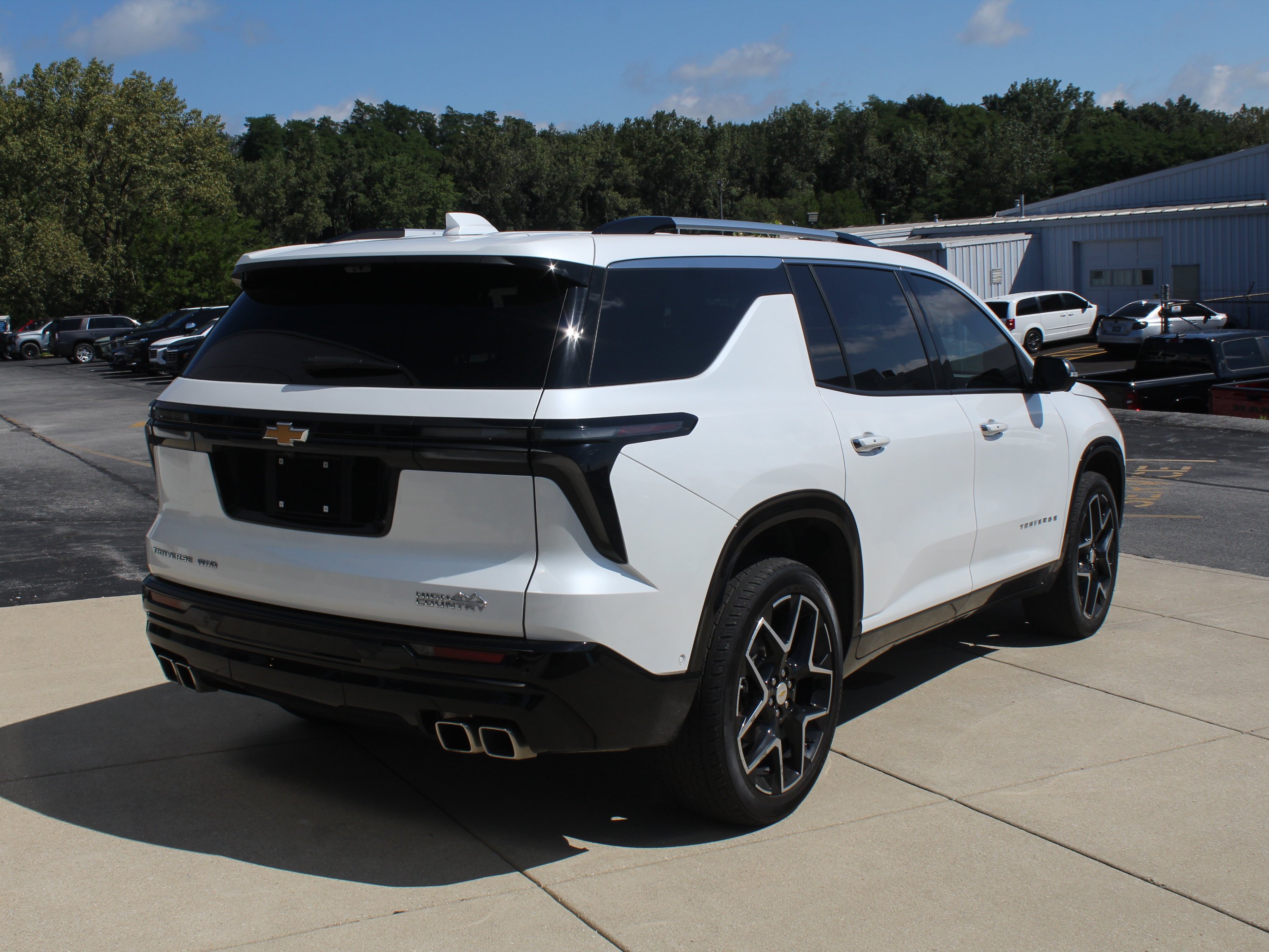 2025 Chevrolet Traverse High Country - Photo 7