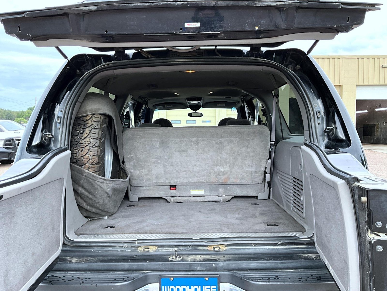 Used 2001 Black Ford XLT image 10