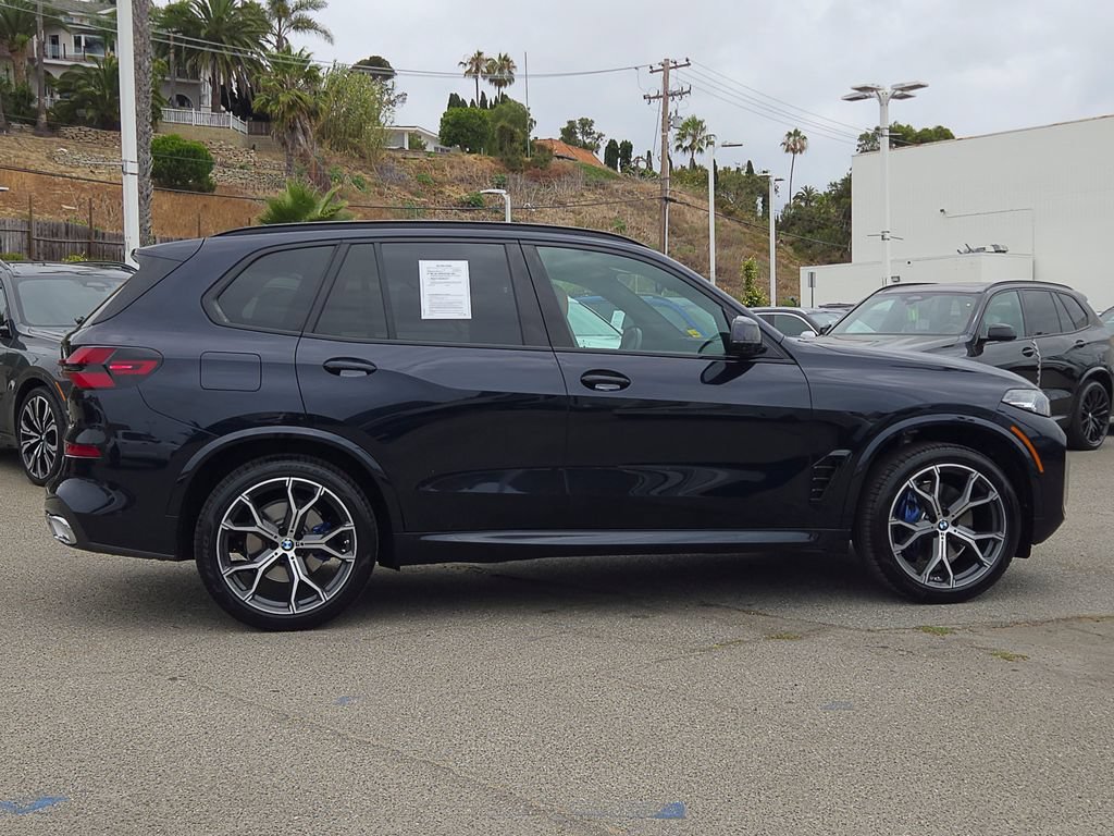 Used 2024 Carbon Black Metallic BMW sDrive40i image 4