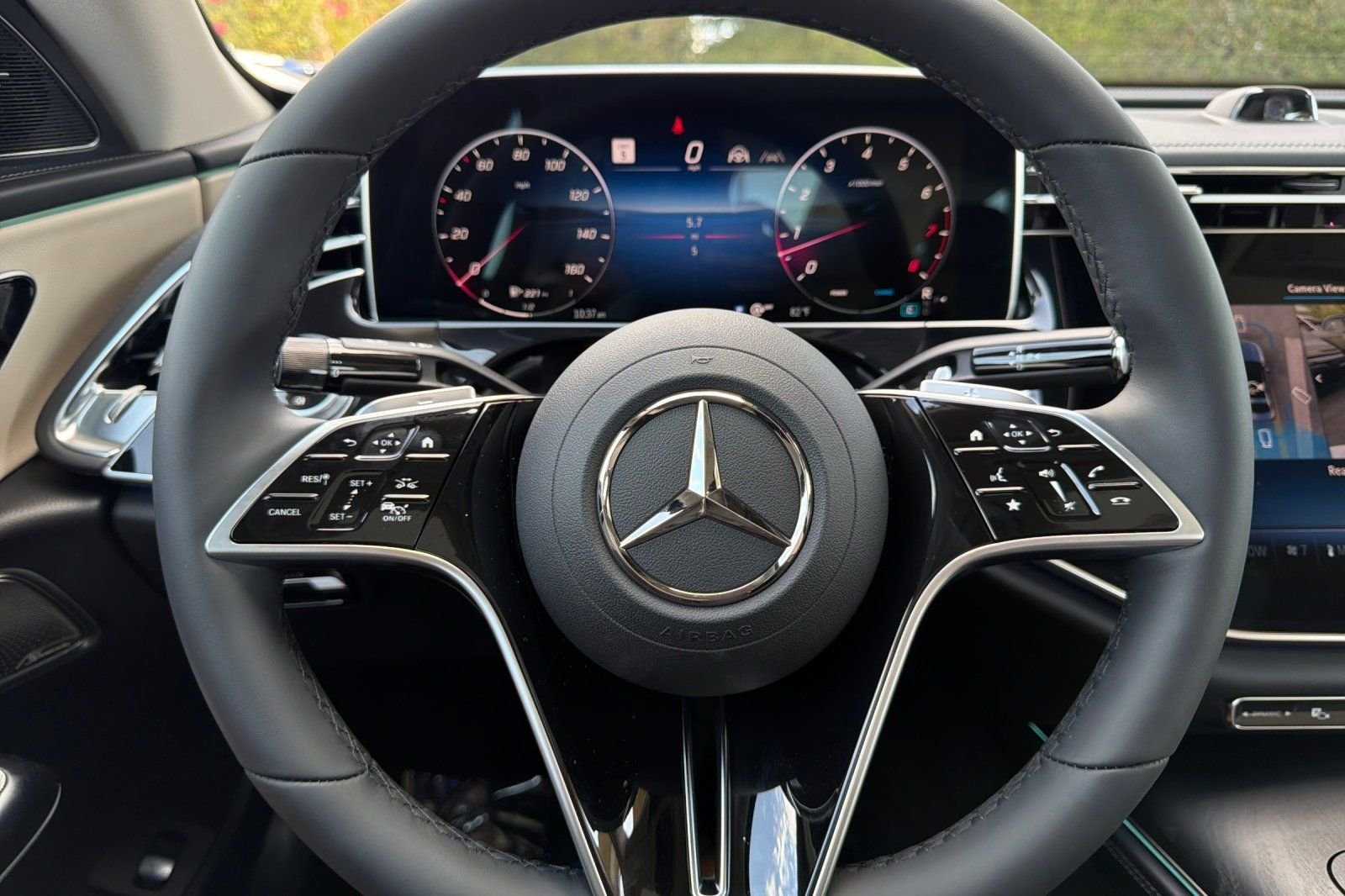 New 2026 Polar White Mercedes-Benz E 350 image 25