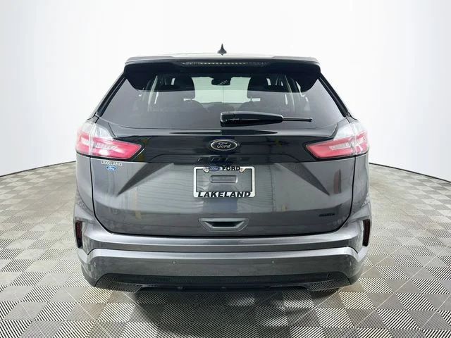 Certified Pre-Owned 2022 Ford Edge SE