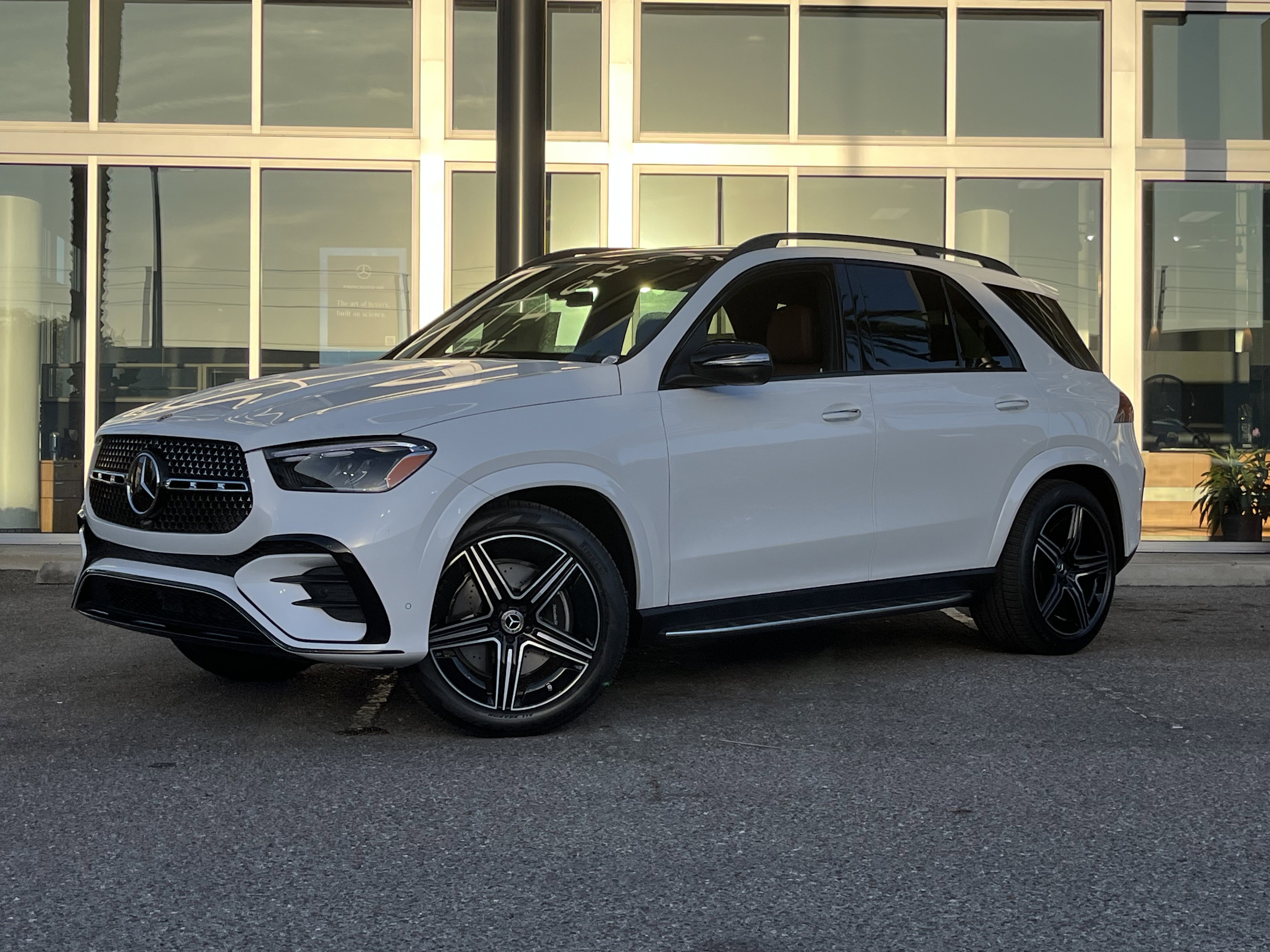 New 2026 MOONLIGHT WHITE Mercedes-Benz GLE 350 image 2