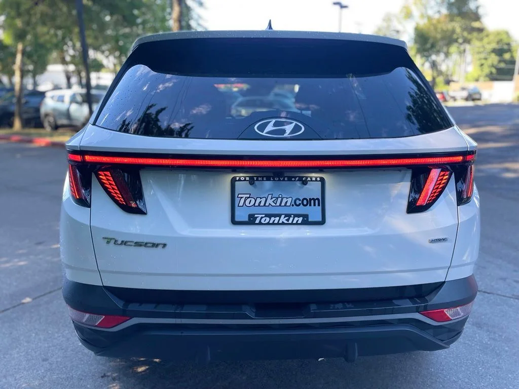Used 2024 White Pearl Hyundai SEL image 5