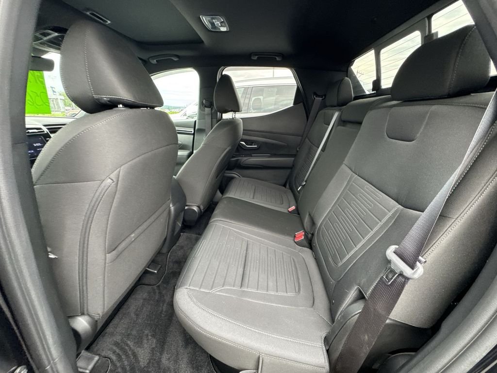 Certified Used 2022 Black Hyundai SEL Premium image 29