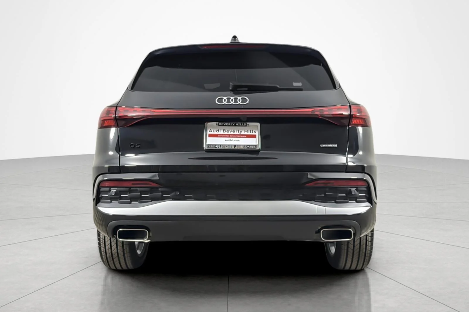 Used 2025 Mythos Black Metallic Audi Premium Plus 2.0 TFSI quattro image 4